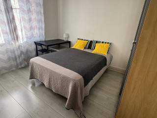 Chambre pour étudiant / Appartement 3 pièces de 70 m², Lyon, Rue Saint Romain