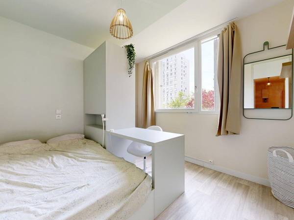 Colocation / Appartement 5 pièces de 81 m², Lyon, Rue Philippe Fabia / Photo 2