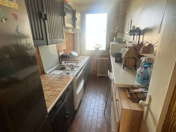 Colocation / Appartement 4 pièces de 60 m², Pantin, Avenue Anatole France / Photo 2
