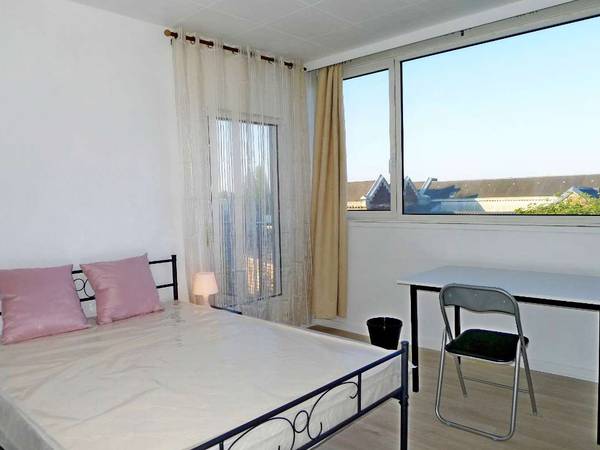 Colocation / Appartement 6 pièces de 93 m², Roubaix, Boulevard de Douai / Photo 2