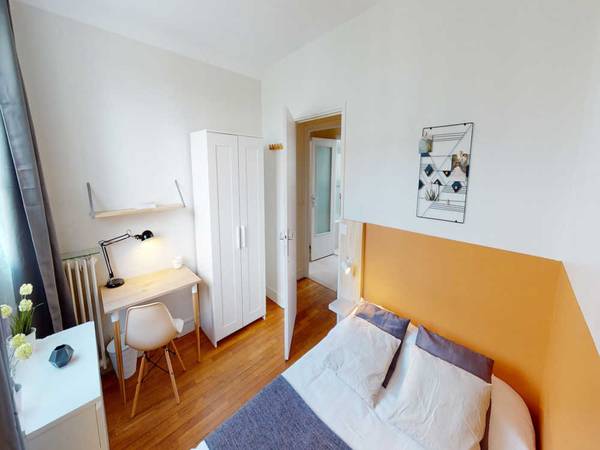 Colocation / Appartement 5 pièces de 110 m², Paris, Avenue de Versailles / Photo 2