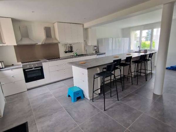 Colocation / Maison 10 pièces de 210 m², Paray-Vieille-Poste, Rue Maurice Rigolet / Photo 12
