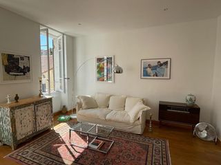 Affitto / 2 rooms apartment · 50 m², Marseille, Rue Goudard