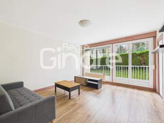 Location / Appartement 2 pièces de 49 m², Lyon, Rue Joliot Curie