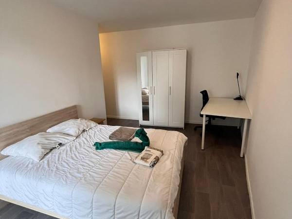 Colocation / Appartement 5 pièces de 77 m², Évry-Courcouronnes, Boulevard du Maréchal de Lattre de Tassigny / Photo 4