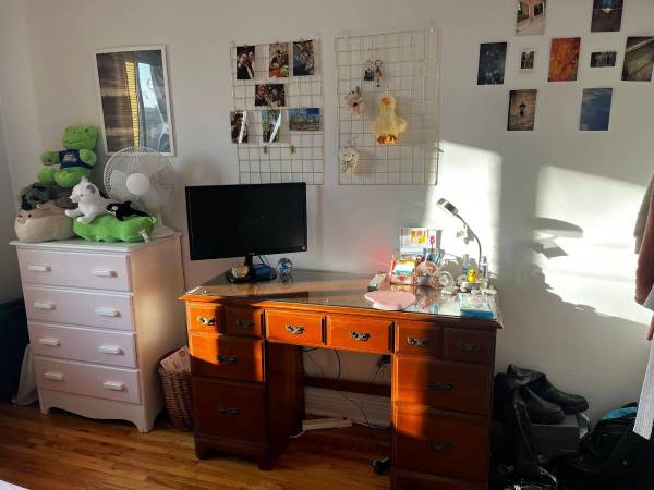 Colocation / Appartement 4 pièces de 80 m², Montréal, Rue Angers / Photo 2