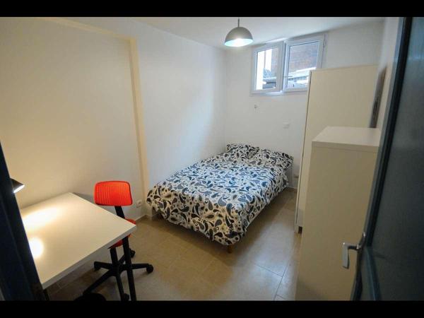 Colocation / Maison 6 pièces de 130 m², Asnières-sur-Seine, Rue du Président Krüger / Photo 2