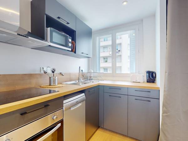 Colocation / Appartement 4 pièces de 59 m², Grenoble, Rue Paul Bourget / Photo 2