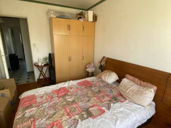 Colocation / Immeuble 2 pièces de 72 m², Clichy, Rue des Cailloux / Photo 2