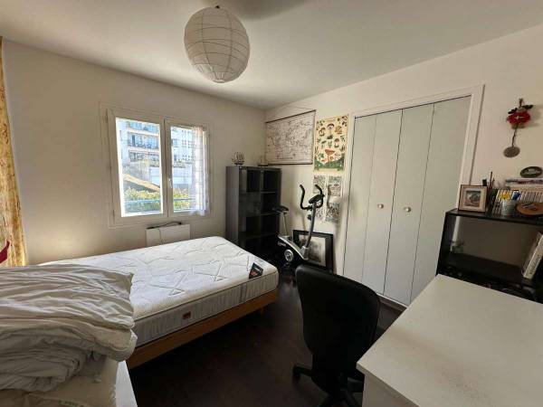 Colocation / Appartement 4 pièces de 80 m², Tours, Rue Girard de Vasson / Photo 4