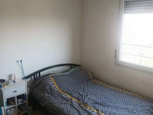 Colocation / Appartement 4 pièces de 100 m², Saint-Denis, Rue du Capitaine Alfred Dreyfus / Photo 2