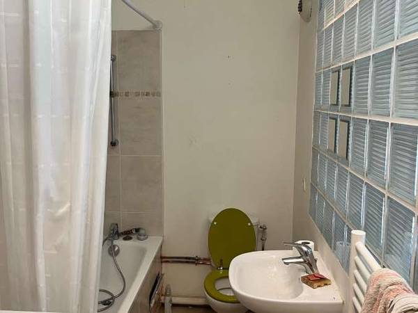 Colocation / Appartement 4 pièces de 100 m², Saint-Denis, Rue du Capitaine Alfred Dreyfus / Photo 7