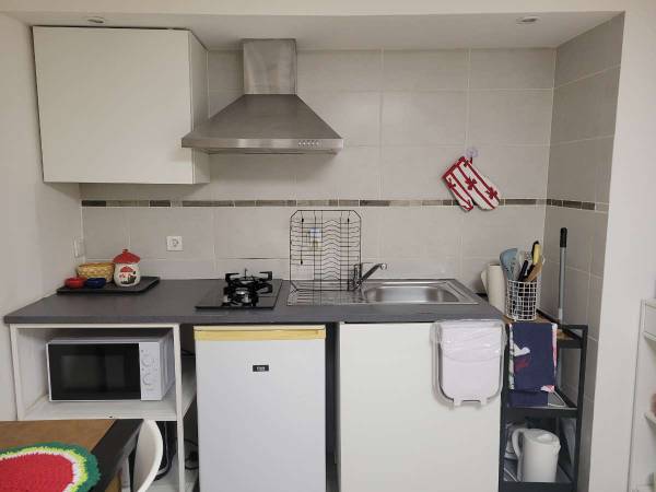 Location / Loft/atelier 1 pièce de 20 m², Évry-Courcouronnes, Mail du Marchais Guesdon / Photo 2