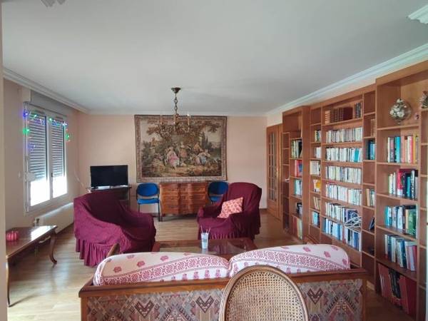 Location / Appartement 6 pièces de 80 m², Villeurbanne, Avenue Général Leclerc / Photo 7