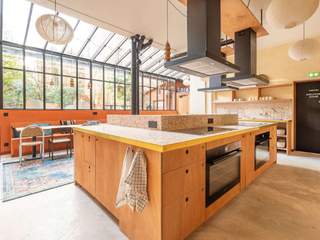 Coliving space / 10-bedroom house · 467 m², Paris, Rue Burnouf