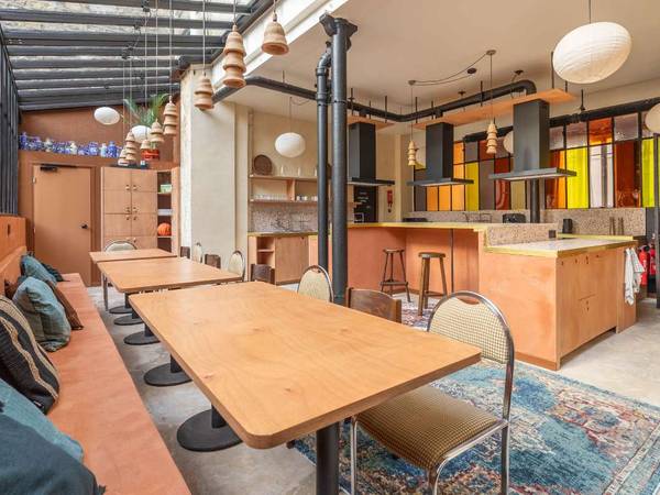 Coliving / Maison 10 pièces de 467 m², Paris, Rue Burnouf / Photo 2