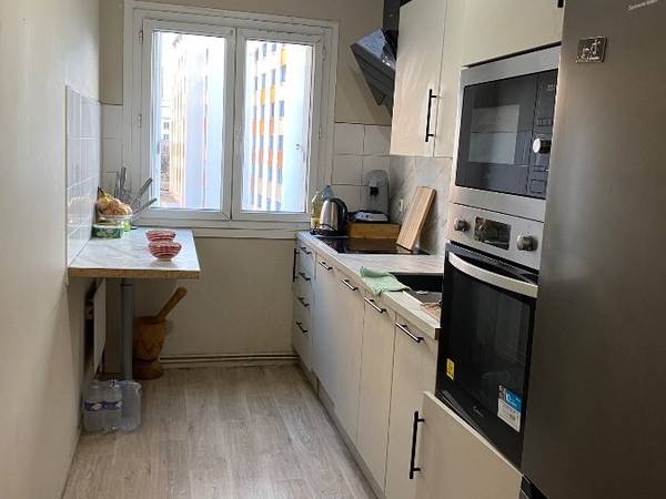 Chambre pour étudiant / Maison 3 pièces de 89 m², Le Pré-Saint-Gervais, Rue de Paris / Photo 4