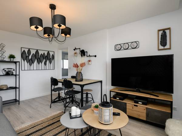 Colocation / Appartement 5 pièces de 75 m², Le Bouscat, Rue Edouard Branly, Résidence Godard, Bâtd13, 4ème Étage, Appt 28 / Photo 2