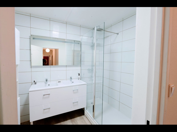 Flatsharing / 5-bedroom flat · 92 m², Limoges, Avenue Montjovis / Photo 11