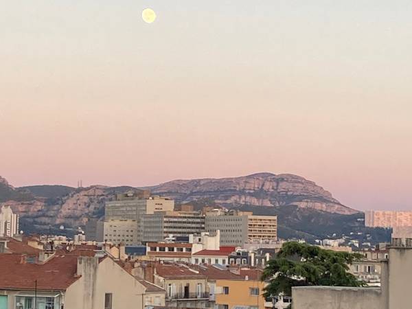 Sous-location / Appartement 5 pièces de 120 m², Marseille, Rue Monte Cristo / Photo 5