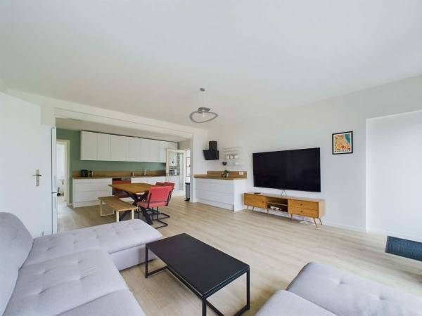 Colocation / Maison 9 pièces de 160 m², Pessac, Rue du Bosquet / Photo 2
