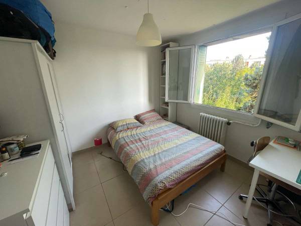 Colocation / Appartement 4 pièces de 80 m², Aix-en-Provence, Avenue Paul Cézanne / Photo 2