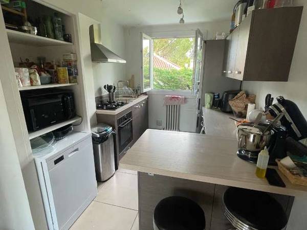 Colocation / Appartement 4 pièces de 80 m², Aix-en-Provence, Avenue Paul Cézanne / Photo 3
