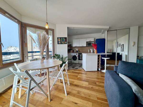 Colocation / Appartement 3 pièces de 64 m², Paris, Boulevard Sérurier / Photo 2