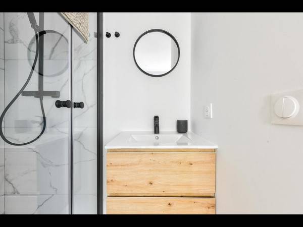 Colocation / Appartement 7 pièces de 100 m², Asnières-sur-Seine, Rue Gilbert Rousset / Photo 2