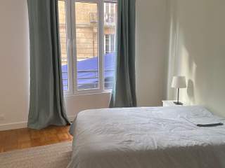 Colocation / Immeuble 4 pièces de 90 m², Paris, Rue de la Convention
