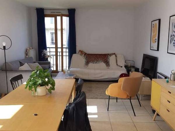 Colocation / Appartement 6 pièces de 100 m², Lyon, Rue Gabillot / Photo 2