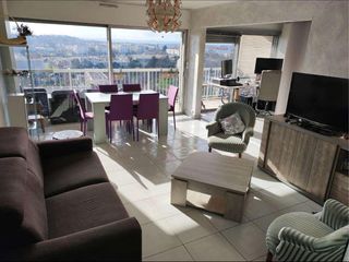 Flatsharing / 5-bedroom flat · 106 m², Bron, Rue Louis Pergaud