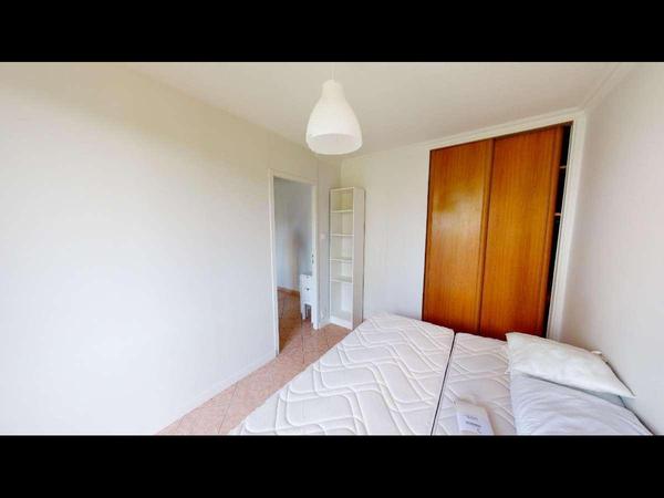 Colocation / Appartement 4 pièces de 68 m², Grenoble / Photo 8