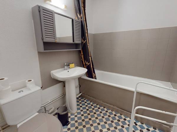 Location / Appartement 1 pièce de 31 m², Toulouse, Chemin du Chapitre / Photo 6