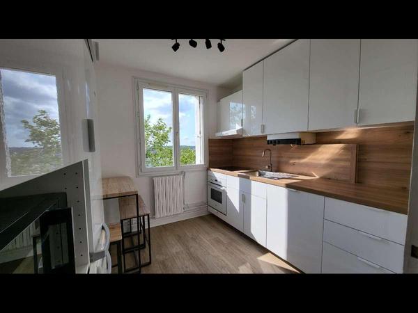 Colocation / Appartement 5 pièces de 94 m², Brest, Rue Francis Garnier / Photo 2