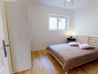 Flatsharing / 7-bedroom flat · 150 m², Oullins-Pierre-Bénite, Rue Ferrer