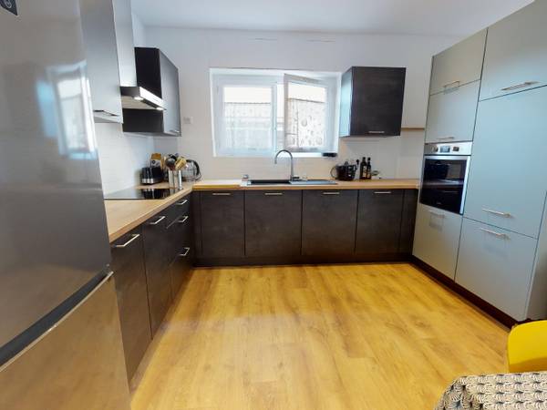 Colocation / Appartement 7 pièces de 150 m², Oullins-Pierre-Bénite, Rue Ferrer / Photo 2