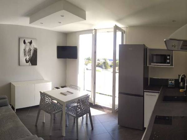 Colocation / Appartement 4 pièces de 55 m², Saint-Martin-d'Hères, Impasse du Pontet / Photo 2