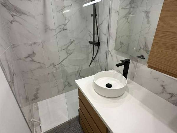 Colocation / Appartement 4 pièces de 55 m², Marseille, Avenue de Mazargues / Photo 19