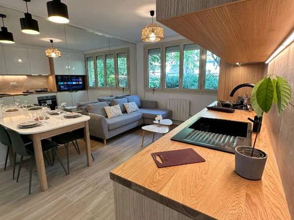 Colocation / Appartement 4 pièces de 55 m², Marseille, Avenue de Mazargues / Photo 2