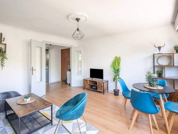 Colocation / Appartement 5 pièces de 87 m², Angers, Rue d'Épluchard / Photo 2