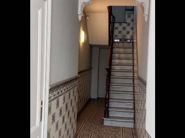 Colocation / Maison 9 pièces de 144 m², Liège, Rue Emile Verhaeren / Photo 9