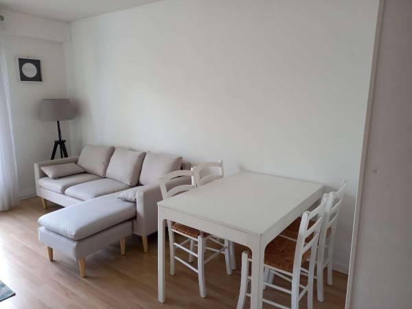 Colocation / Appartement 5 pièces de 80 m², La Roche-sur-Yon, Boulevard d'Italie / Photo 2