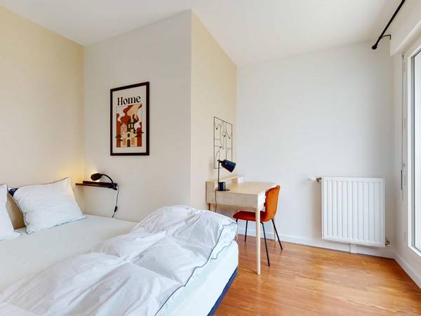 Colocation / Appartement 6 pièces de 99 m², Colombes, 8 Rue de Metz / Photo 5