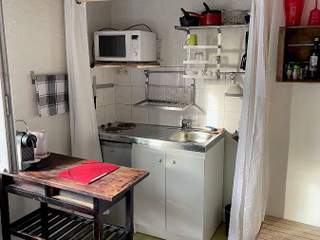 Location, Studio, Paris