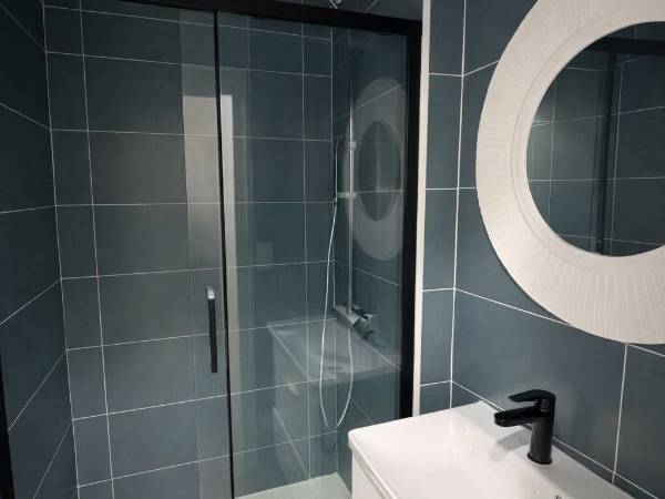 Chambre pour étudiant / Maison 8 pièces de 110 m², Rezé, Rue Charles Rivière / Photo 3