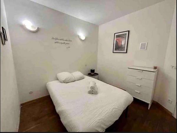 Colocation / Appartement 3 pièces de 48 m², Bagnolet, Rue Hoche / Photo 10
