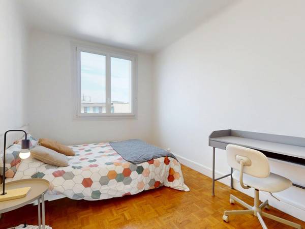 Colocation / Maison 4 pièces de 80 m², Clermont-Ferrand, Boulevard Côte-Blatin / Photo 2