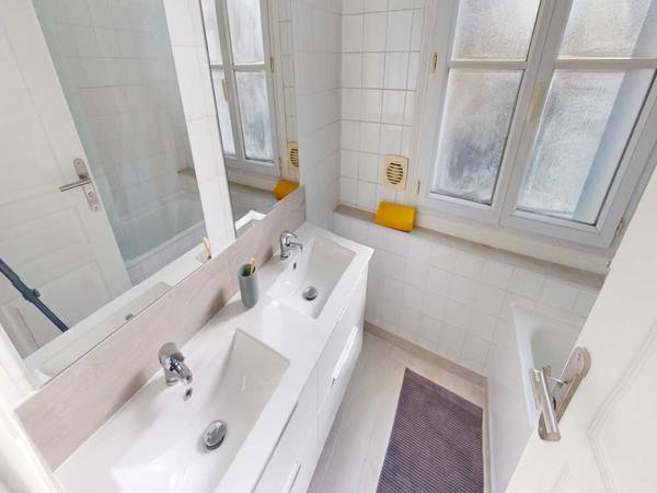 Colocation / Appartement 4 pièces de 120 m², Paris, Rue Roberval / Photo 32