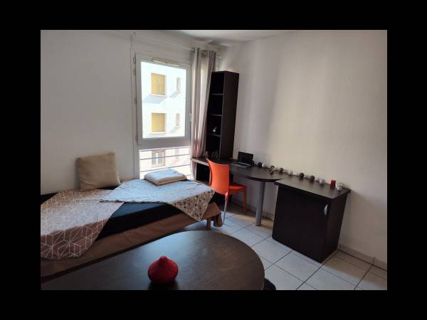 Location / Résidence 1 pièce de 19 m², Toulon, 18 Boulevard du 11 Novembre / Photo 2